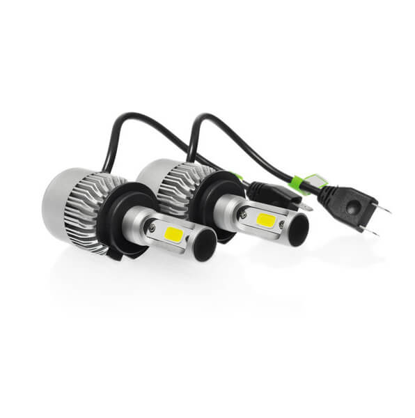 Auton LED/HID-ajovalot ja polttimot