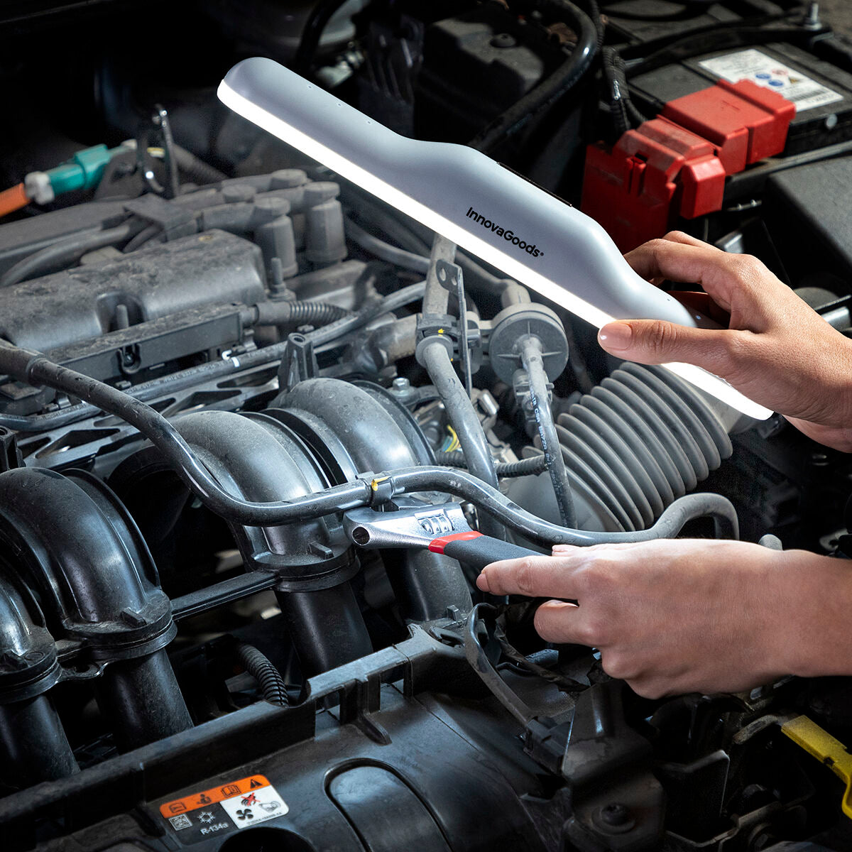 V2H811576FC83FE5FC8D5D4EB1CE67C1C24R7676605P4