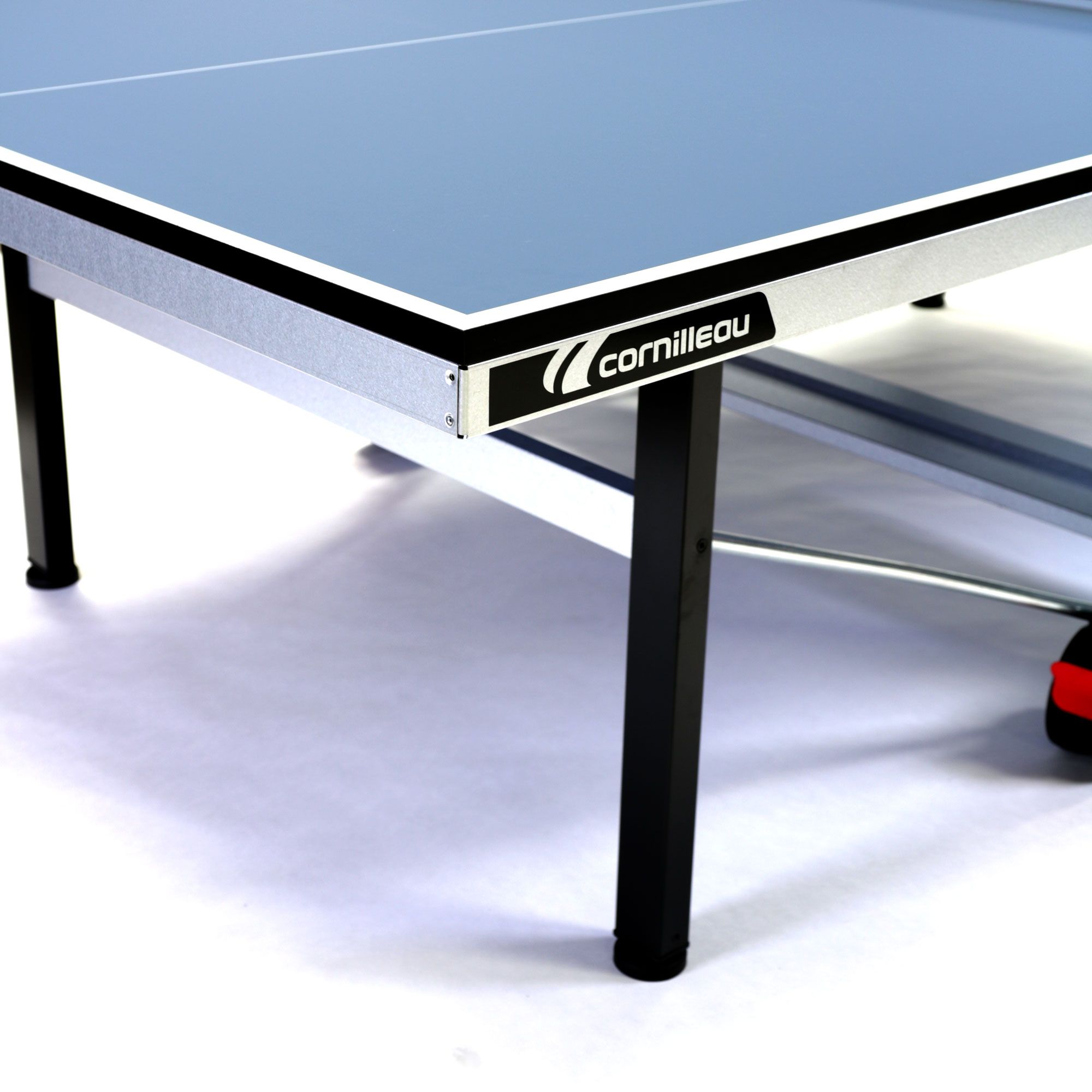 Gymstick Cornilleau 540 Competition Indoor Tennis Table - Blue ammattitason pingispöytä sisäkäyttöön